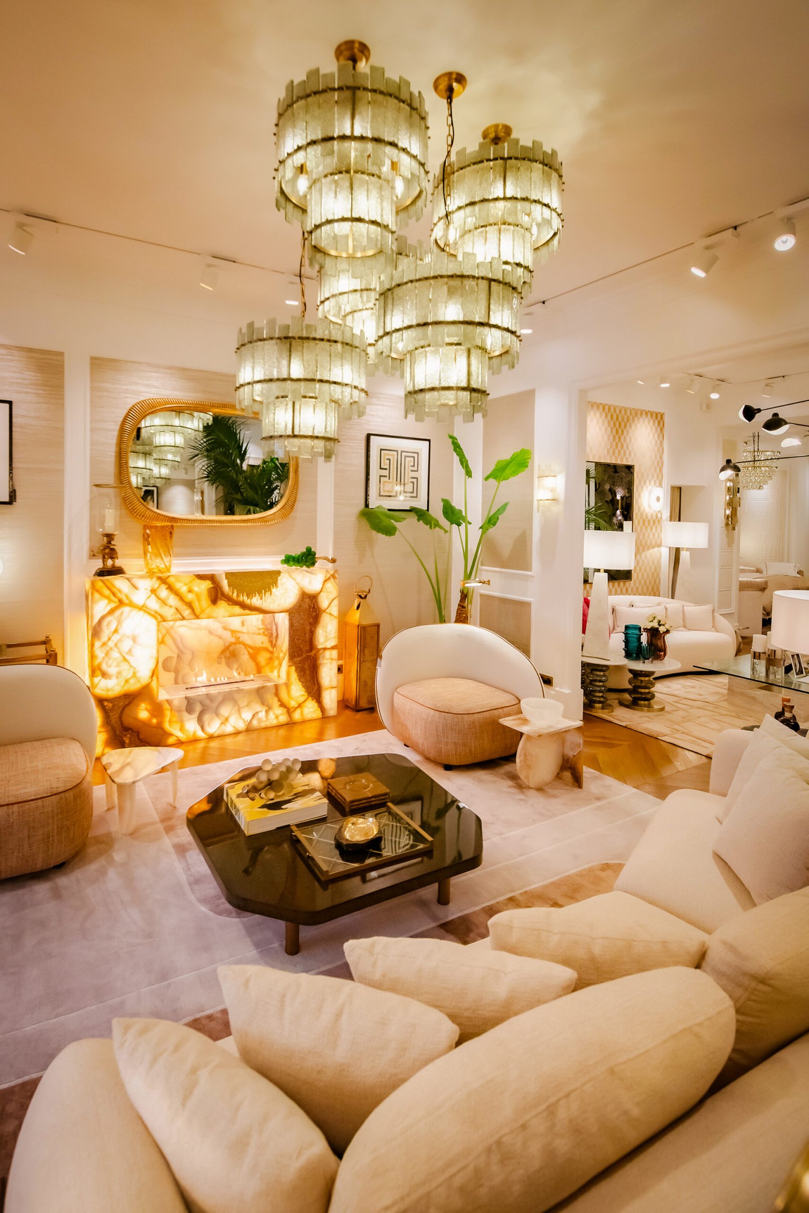 doce Interiors - EICHHOLTZ Monaco-25