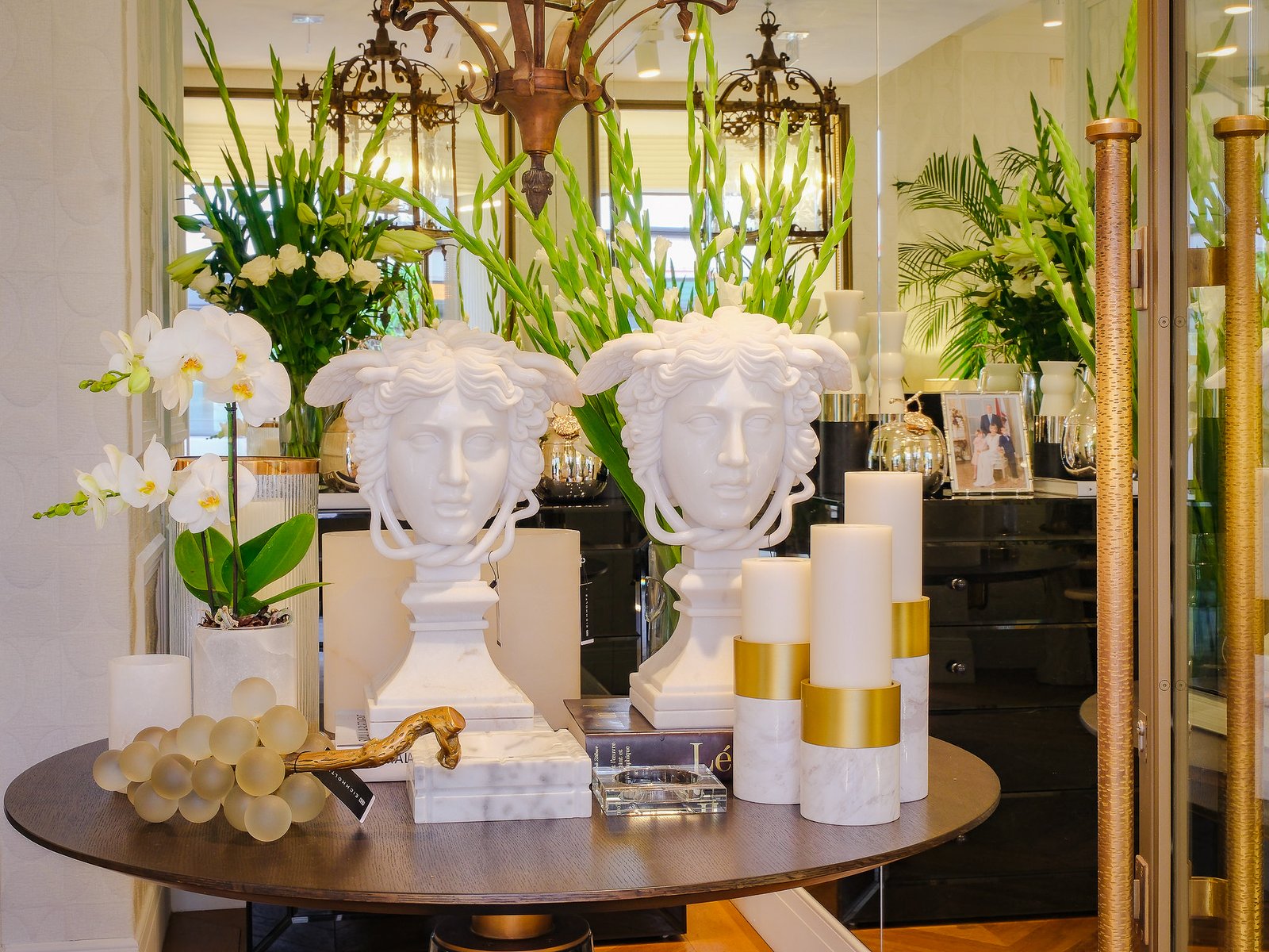 doce Interiors - EICHHOLTZ Monaco-35
